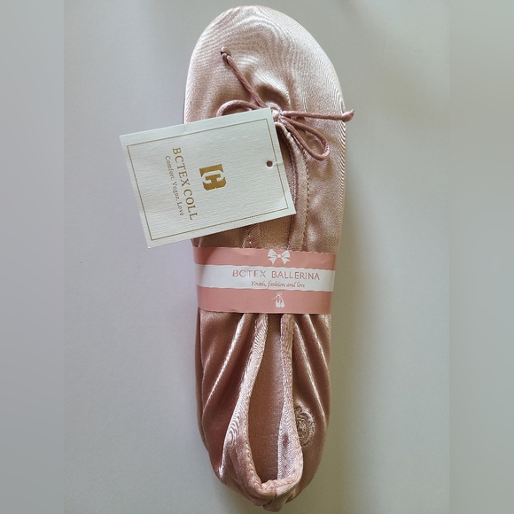 Ballerina Pink Slippers By BCTEX Size 9.5 to 10.5 - Picture 1 of 5